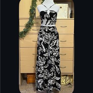 NWT Black Halter and Wide Leg Pant Set with white Leaf Print